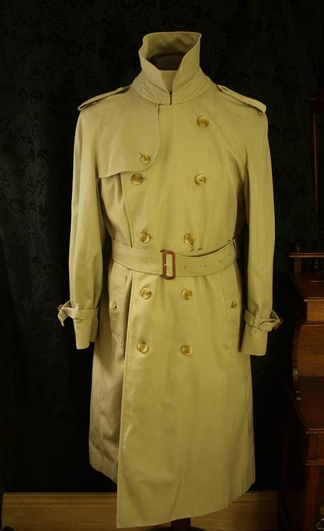 trench burberry vintage size 34 us|burberry trench second hand.